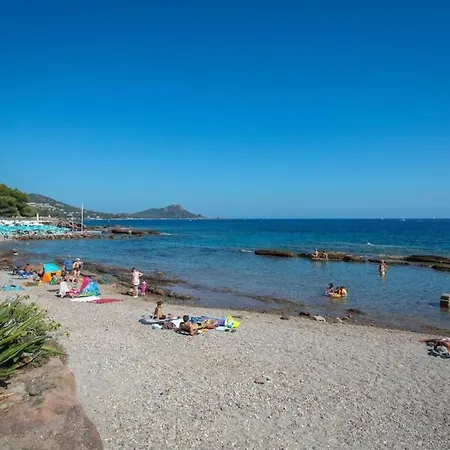 Bel De Standing A Boulouris Apartman