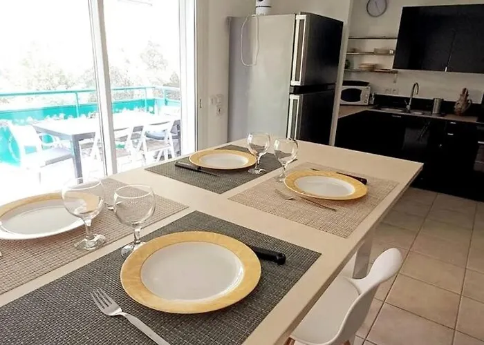 Bel De Standing A Boulouris *